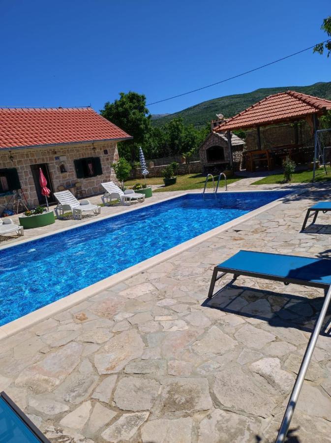 Nikini Dvori Βίλα Gradac  Εξωτερικό φωτογραφία