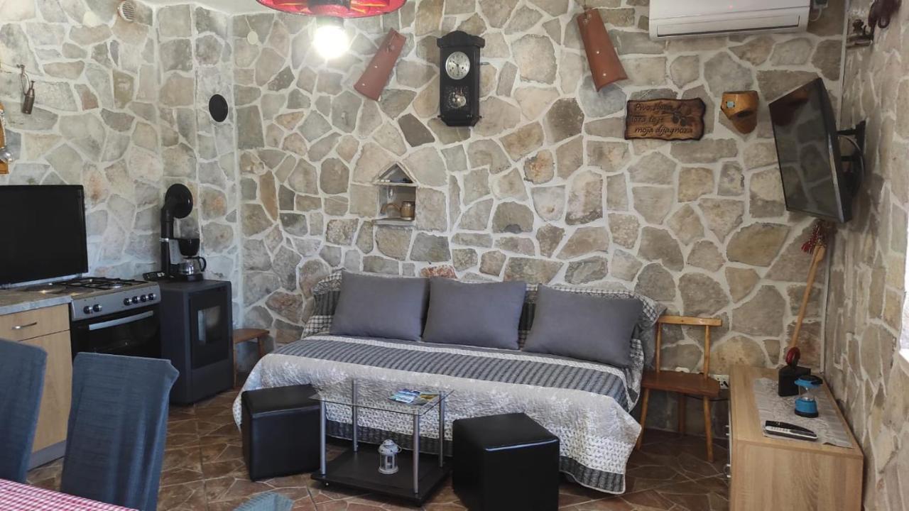 Nikini Dvori Βίλα Gradac  Εξωτερικό φωτογραφία