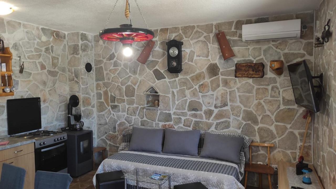 Nikini Dvori Βίλα Gradac  Εξωτερικό φωτογραφία
